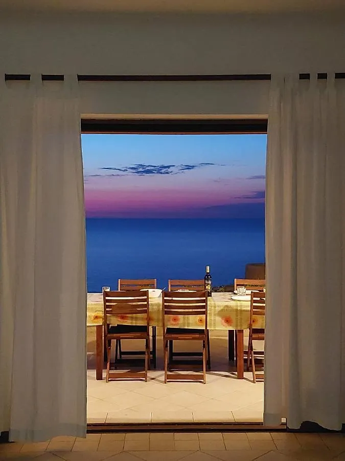 Villa Cecilia Costa Paradiso